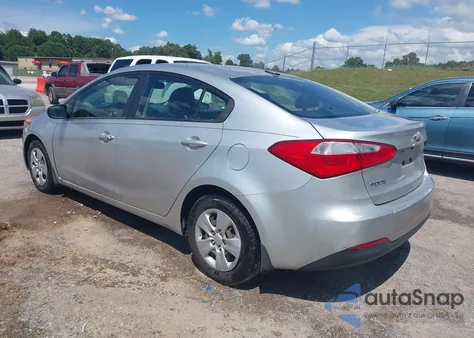 2014 Kia Forte Lx z USA, uszkodzony, nr VIN KNAFK4A64E5067478